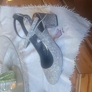 Silver Heels 7